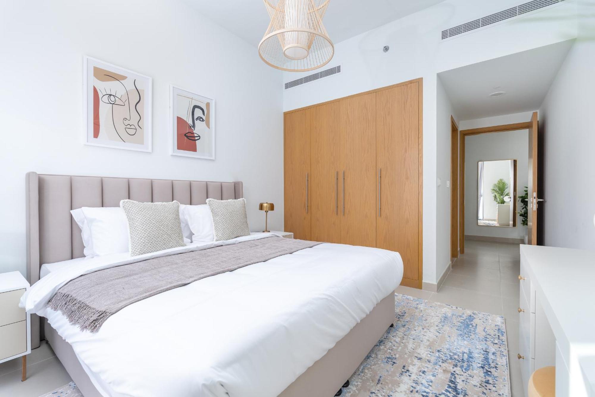 Vogue Downtown - Bellevue Towers Apartment Dubai Room photo